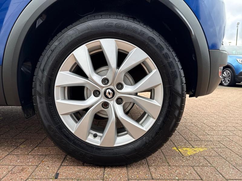 Used Renault Captur 2021 for sale - 76097239: Photo 9