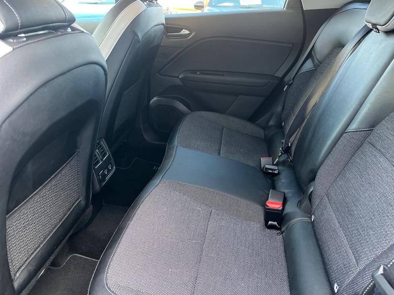 Used Renault Captur 2023 for sale - 76590146: Photo 17