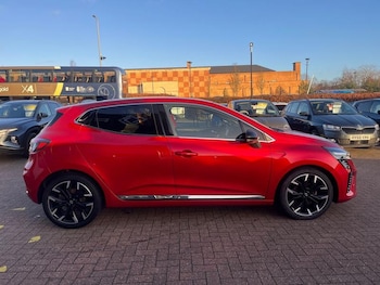 Used Renault Clio 2024 for sale - 76850939: Photo