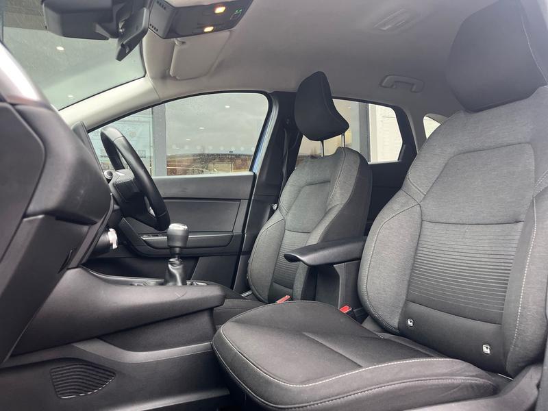 Used Renault Captur 2020 for sale - 76850930: Photo 16