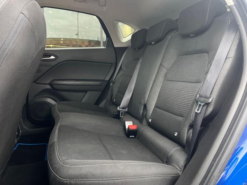 Used Renault Captur 2020 for sale - 76850930: Photo 17