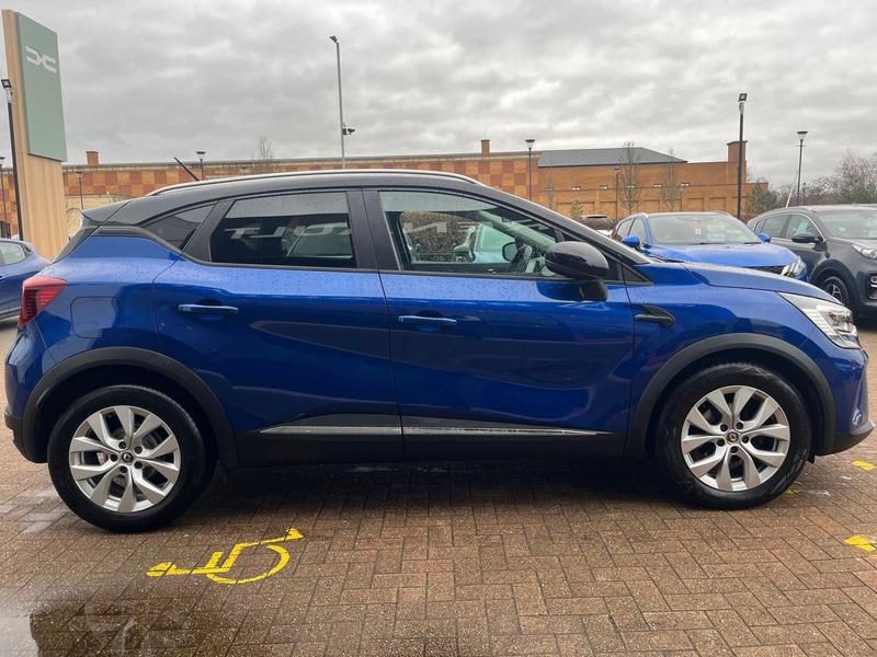 Used Renault Captur 2020 for sale - 76850930: Photo 2