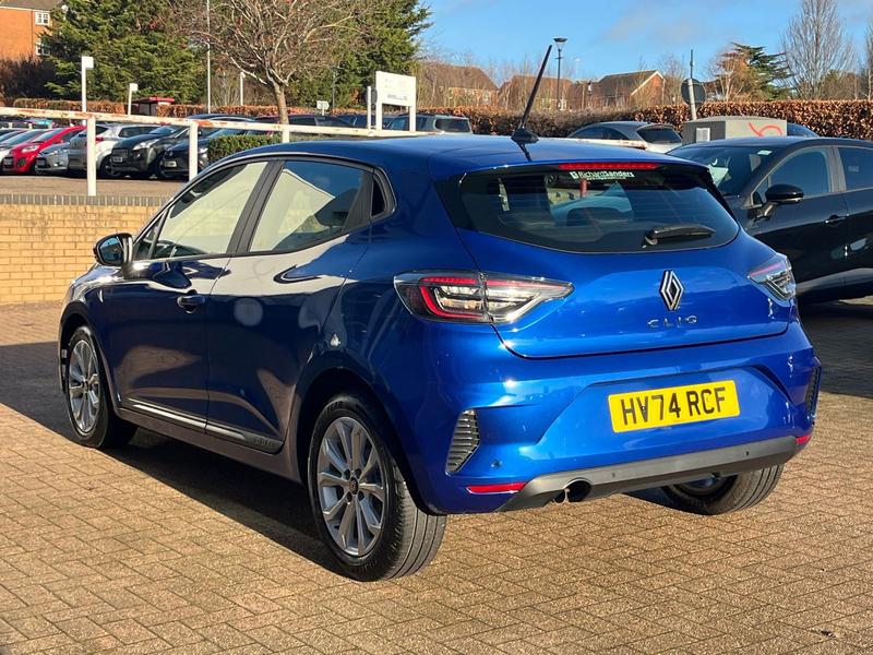 Used Renault Clio 2024 for sale - 76850933: Photo 5