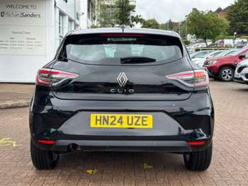Used Renault Clio 2024 for sale - 74840849: Photo