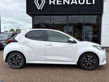 Used Toyota Yaris 2022 for sale - 74735170: Photo