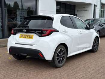 Used Toyota Yaris 2022 for sale - 74735170: Photo