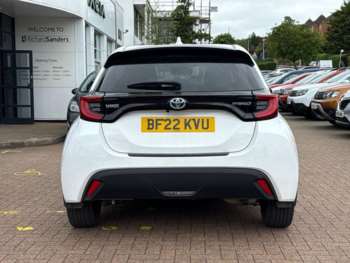 Used Toyota Yaris 2022 for sale - 74735170: Photo