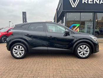 Used Renault Captur 2022 for sale - 77011728: Photo