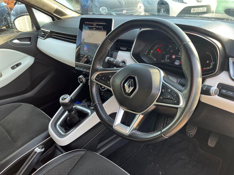 Used Renault Clio 2021 for sale - 76931267: Photo 10