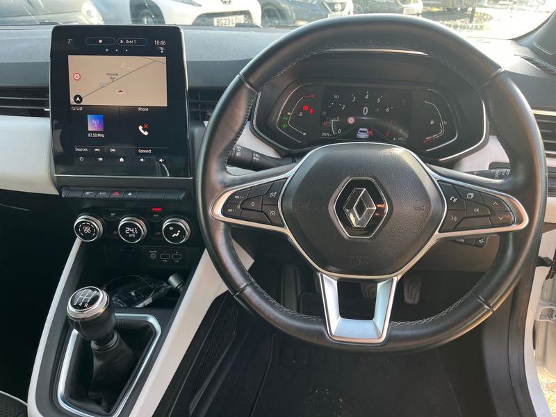 Used Renault Clio 2021 for sale - 76931267: Photo 12