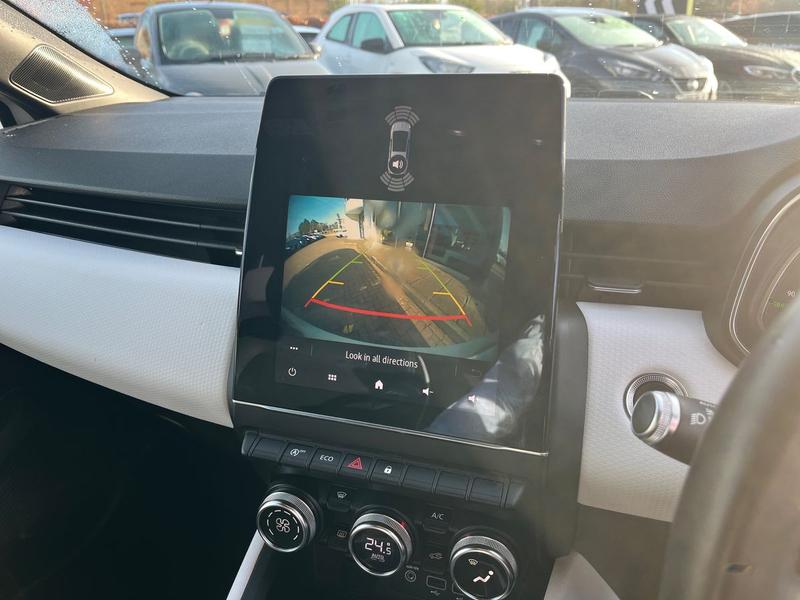 Used Renault Clio 2021 for sale - 76931267: Photo 19