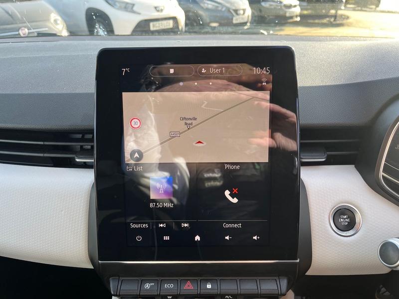 Used Renault Clio 2021 for sale - 76931267: Photo 20