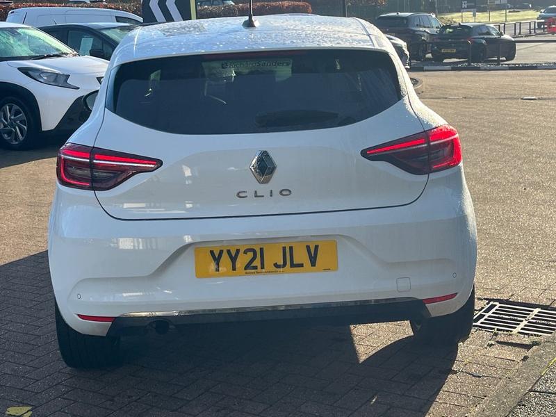 Used Renault Clio 2021 for sale - 76931267: Photo 4
