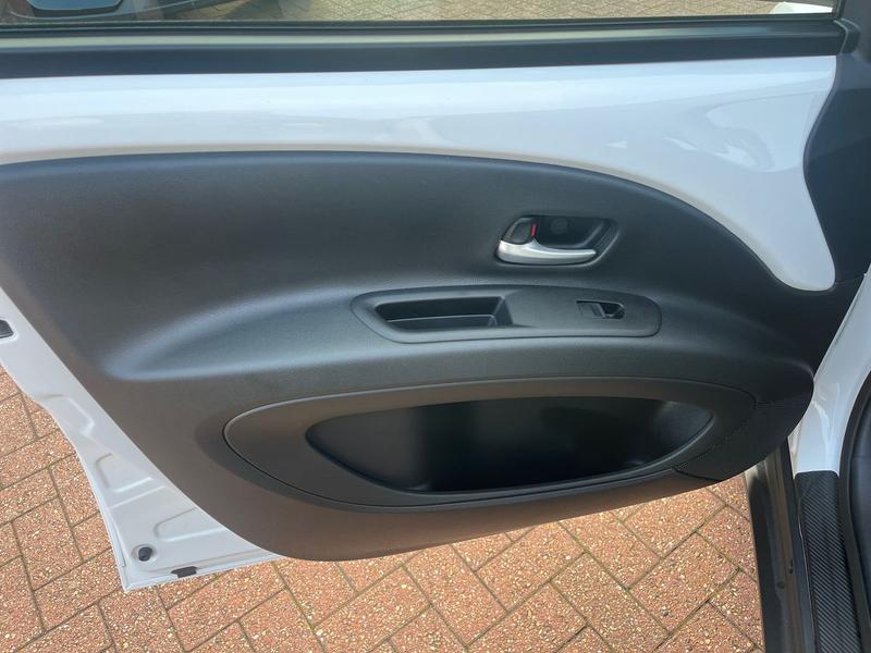 Used Toyota Aygo X 2023 for sale - 76168304: Photo 21