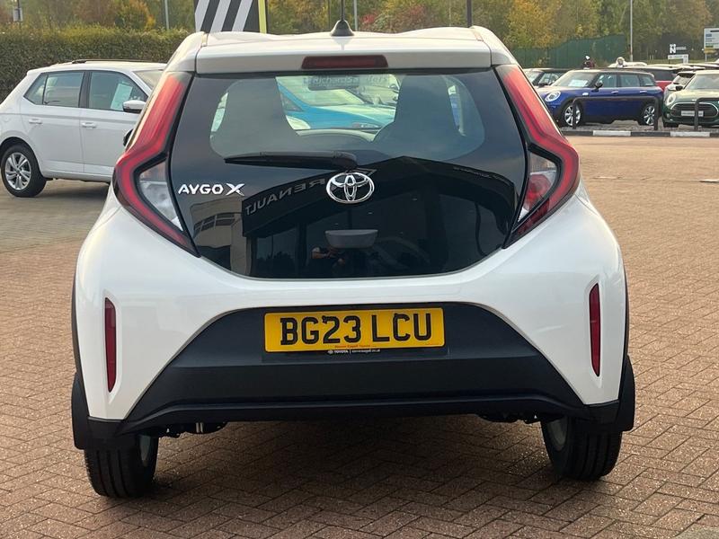 Used Toyota Aygo X 2023 for sale - 76168304: Photo 4