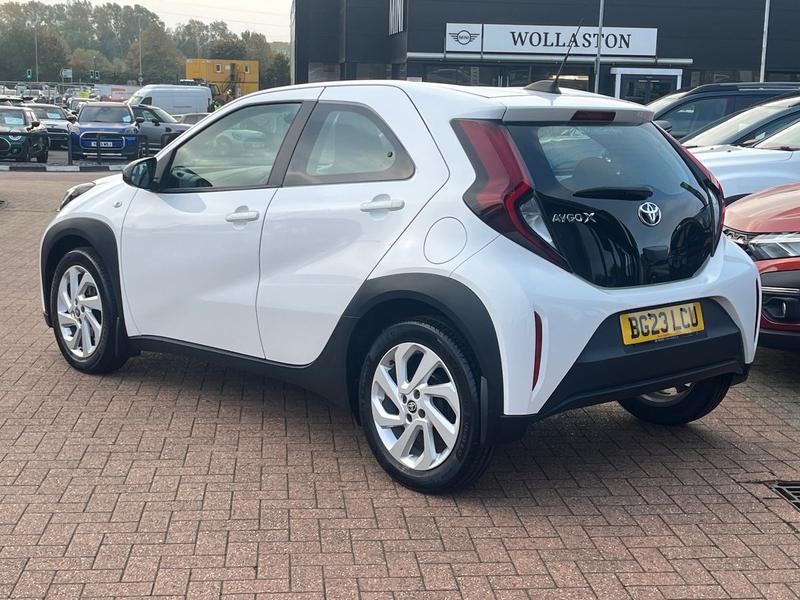 Used Toyota Aygo X 2023 for sale - 76168304: Photo 5