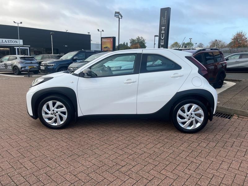 Used Toyota Aygo X 2023 for sale - 76168304: Photo 6