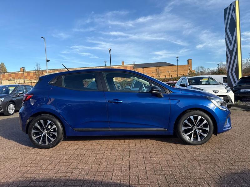 Used Renault Clio 2023 for sale - 76580906: Photo 2