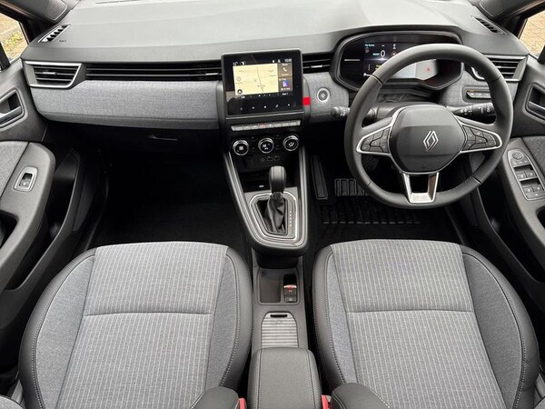 Used Renault Clio 2025 for sale - 76234892: Photo 11