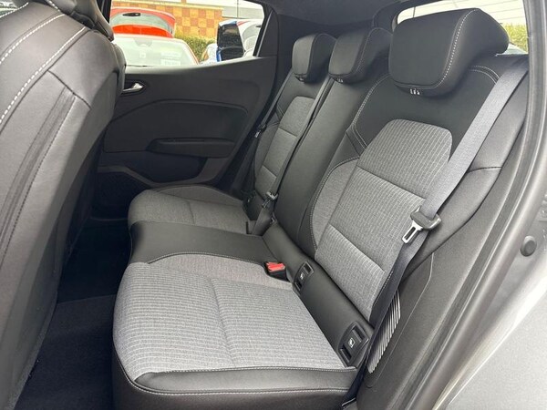 Used Renault Clio 2025 for sale - 76234892: Photo 17