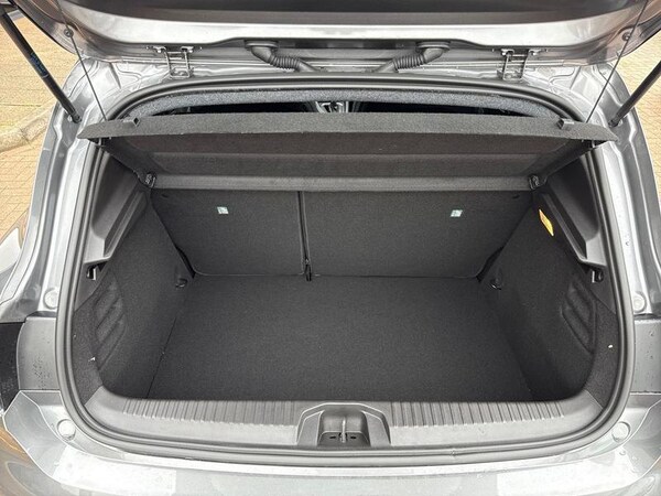 Used Renault Clio 2025 for sale - 76234892: Photo 18