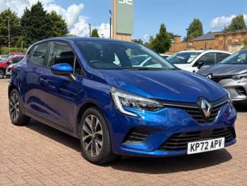 2022 - Hatchback Iconic Edition Manual 5-Door