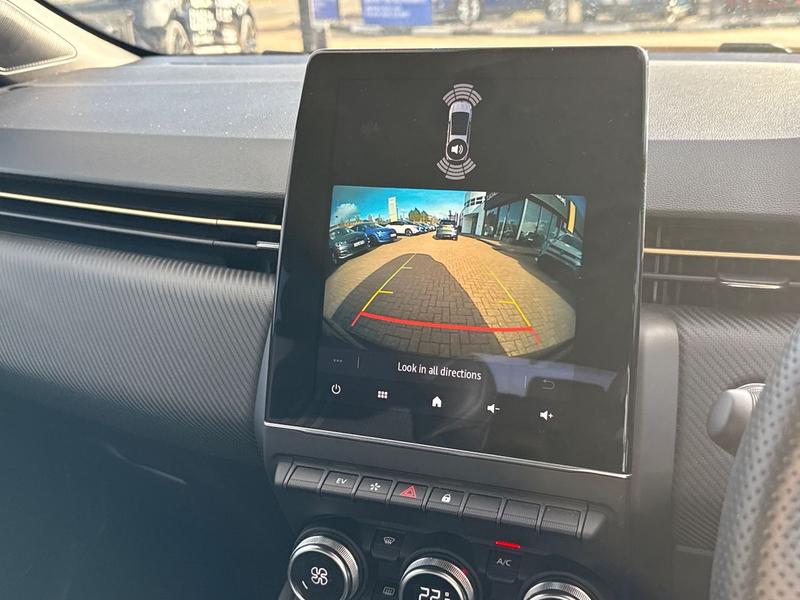 Used Renault Clio 2023 for sale - 76580900: Photo 19