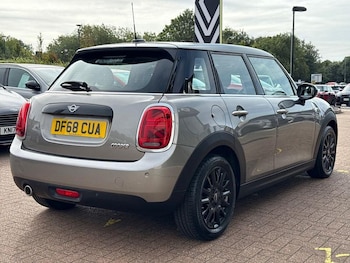 Used MINI Hatch 2018 for sale - 75529671: Photo