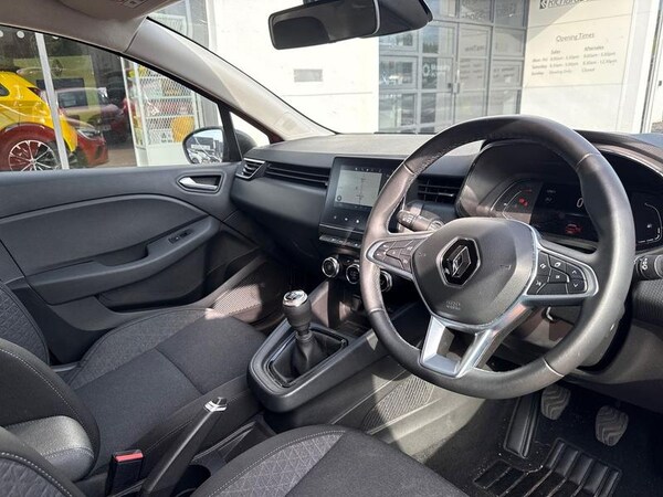 Used Renault Clio 2023 for sale - 75550140: Photo 10