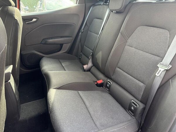 Used Renault Clio 2023 for sale - 75550140: Photo 17