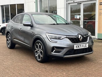 2022 - Estate S Edition Automatic 5-Door