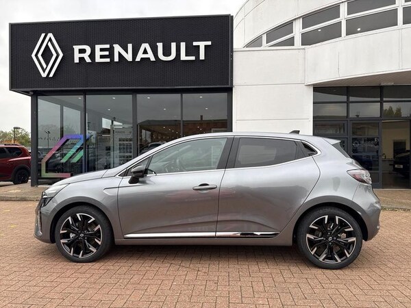 Used Renault Clio 2025 for sale - 76234795: Photo 6