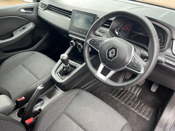 Used Renault Clio 2023 for sale - 76234797: Photo 10