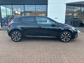 Used Renault Clio 2021 for sale - 76315644: Photo