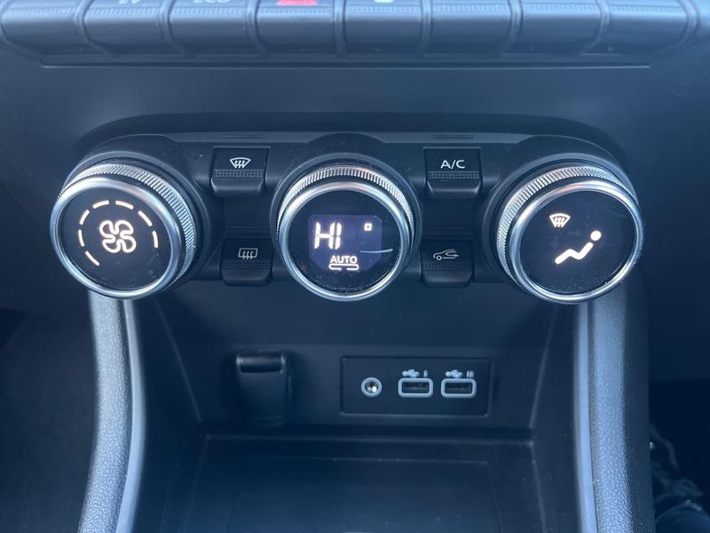 Used Renault Captur 2023 for sale - 76641078: Photo 22