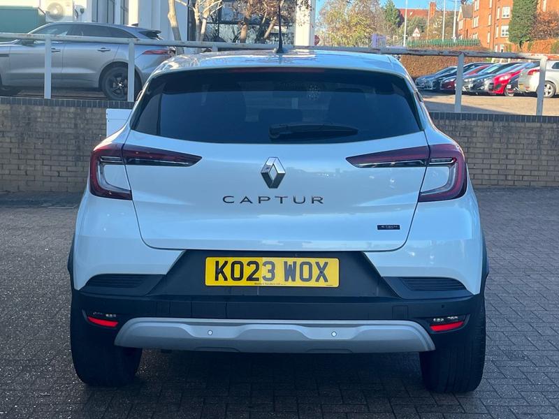 Used Renault Captur 2023 for sale - 76641078: Photo 4