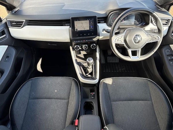 Used Renault Clio 2023 for sale - 75529552: Photo 11