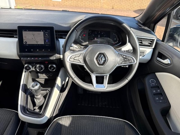 Used Renault Clio 2023 for sale - 75529552: Photo 12