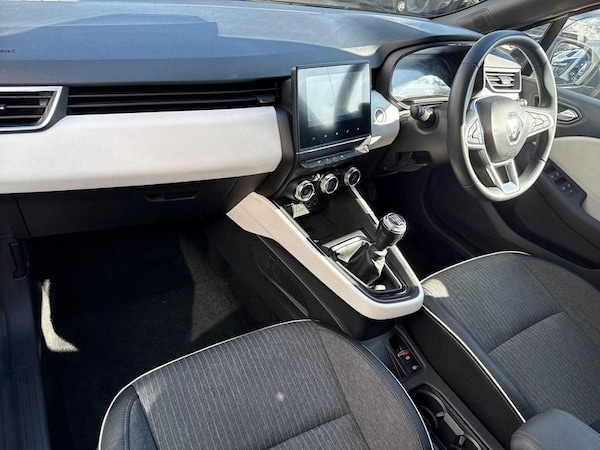 Used Renault Clio 2023 for sale - 75529552: Photo 15