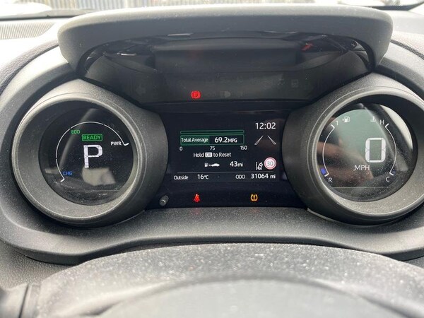Used Toyota Yaris 2022 for sale - 76097244: Photo 14