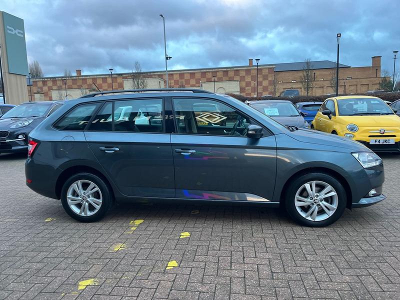 Used Skoda Fabia 2018 for sale - 76850935: Photo 2