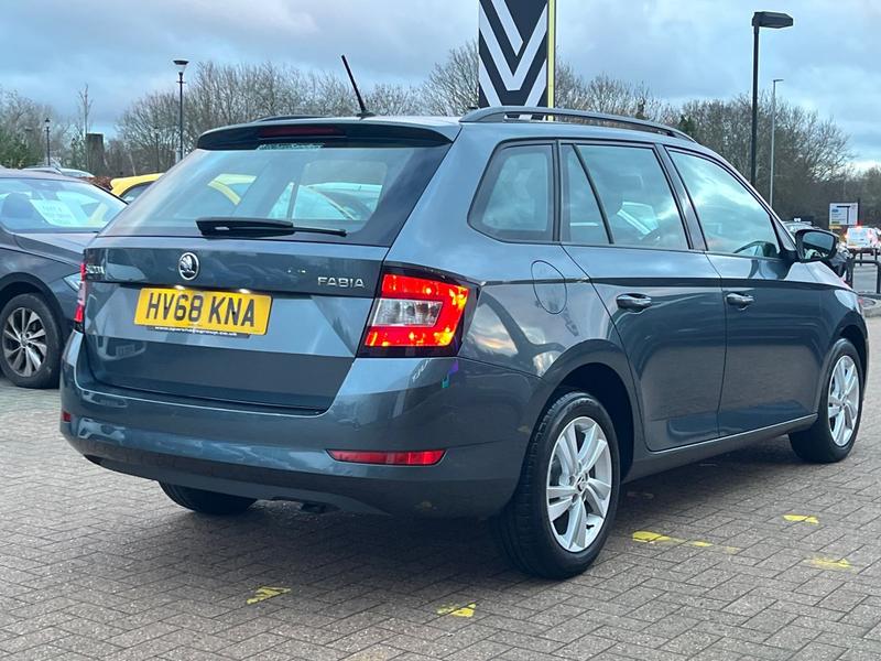 Used Skoda Fabia 2018 for sale - 76850935: Photo 3