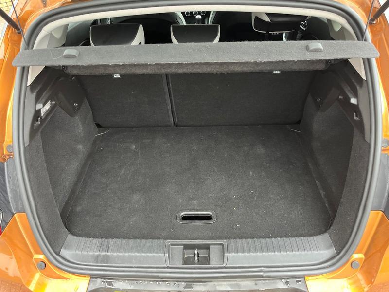Used Renault Captur 2021 for sale - 76312585: Photo 18
