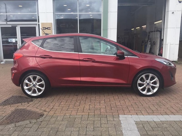 Used Ford Fiesta 2019 for sale - 75608047: Photo 2