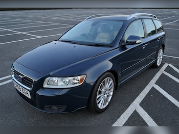 Used Volvo V50 2009 for sale - 77730714: Photo