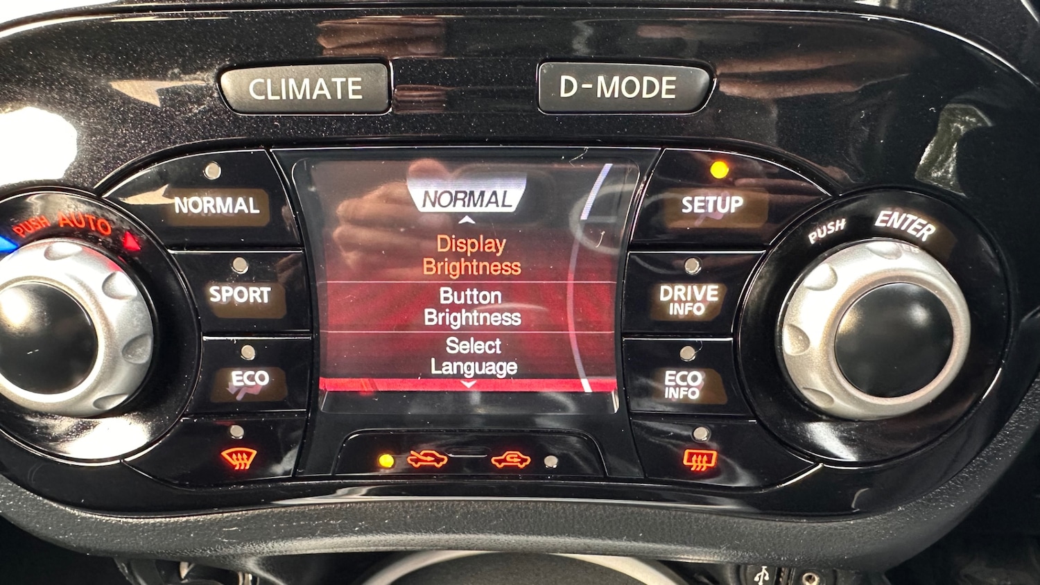 Used Nissan Juke 2014 for sale - 76167991: Photo 40