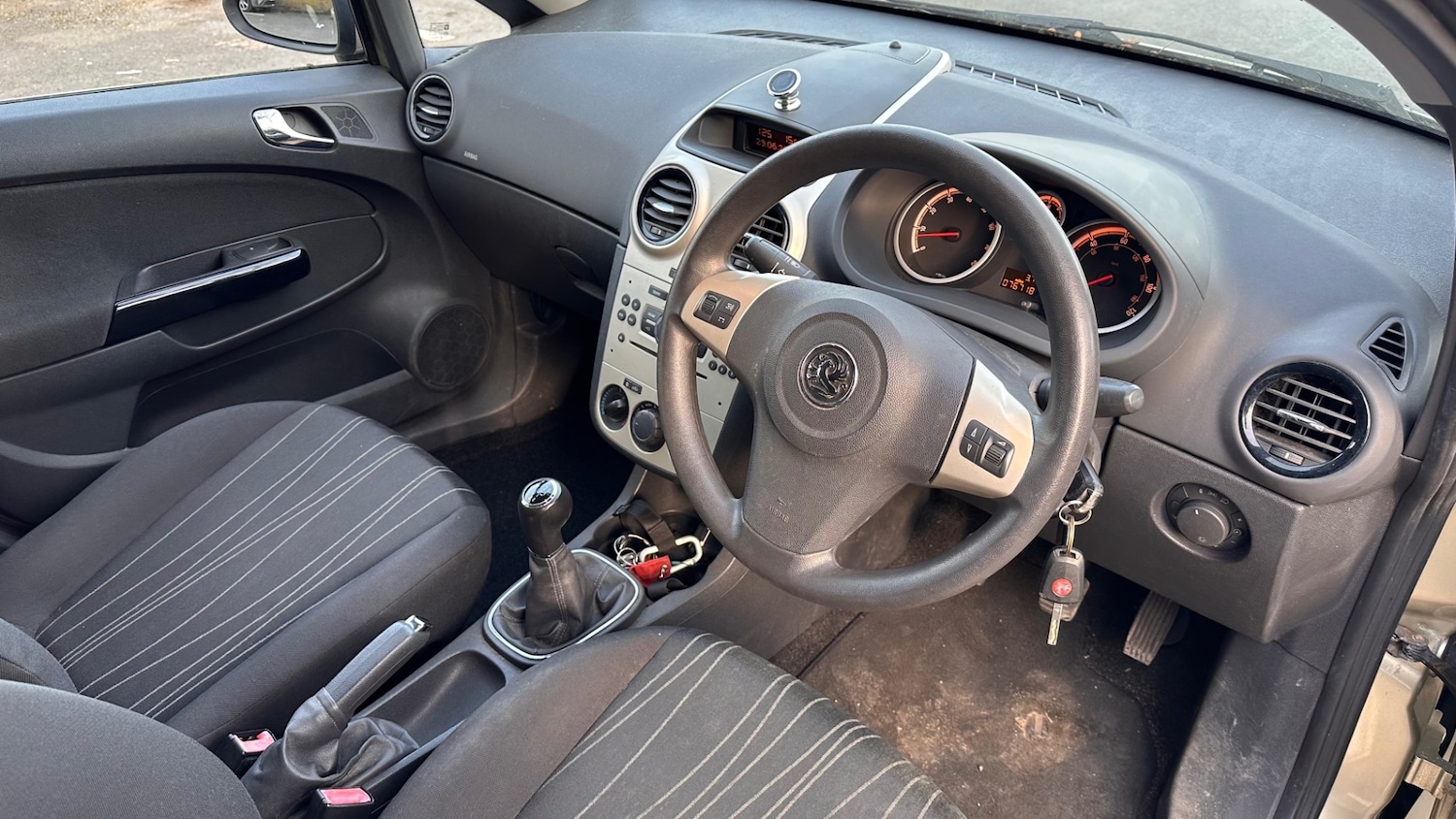 Used Vauxhall Corsa 2007 for sale - 77668208: Photo 10