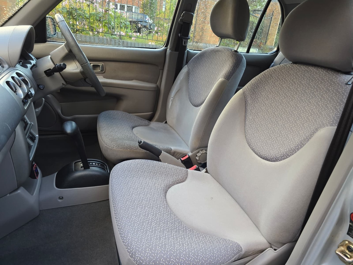 Used Nissan Micra 2000 for sale - 76035519: Photo 14