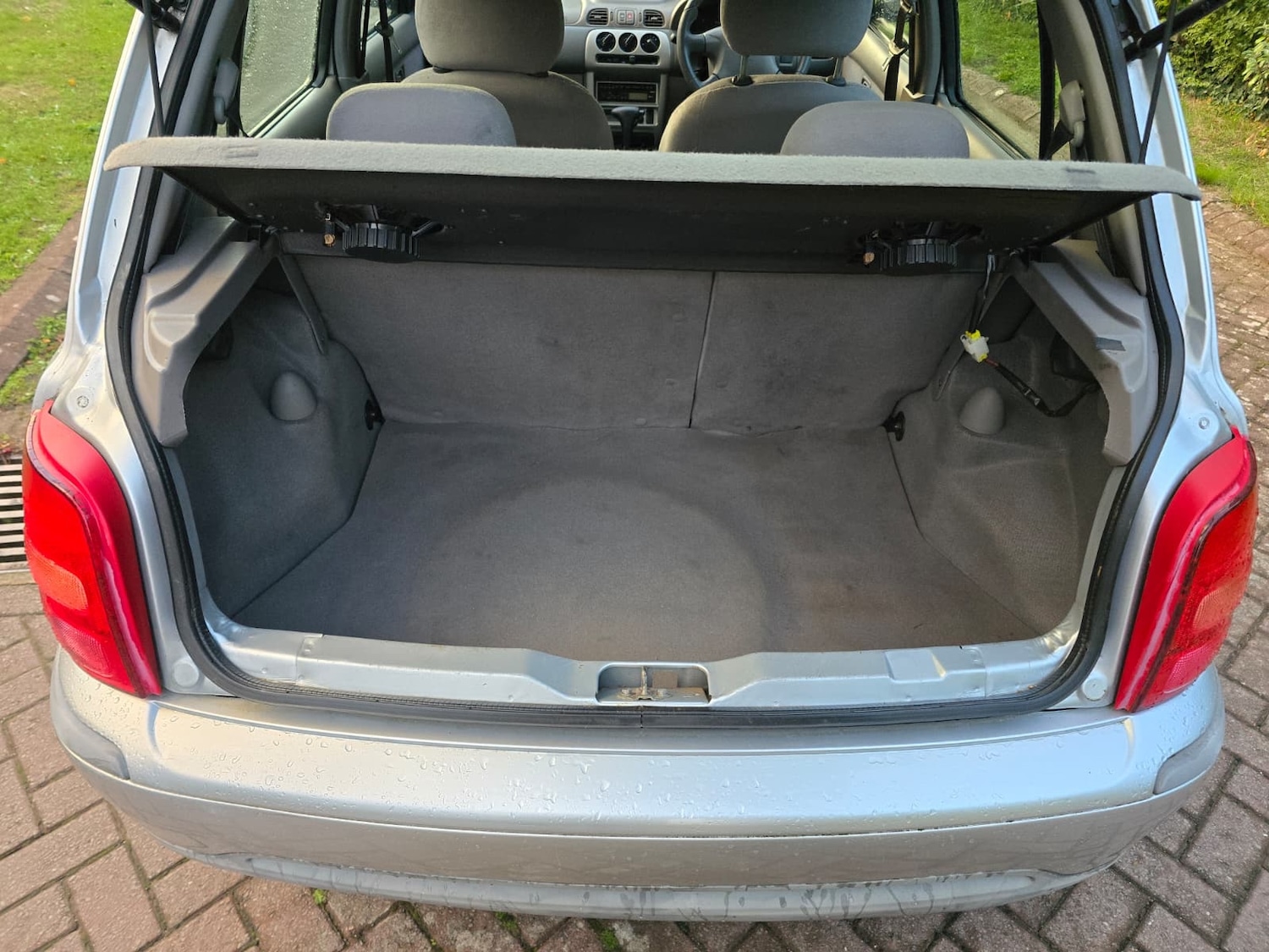 Used Nissan Micra 2000 for sale - 76035519: Photo 17