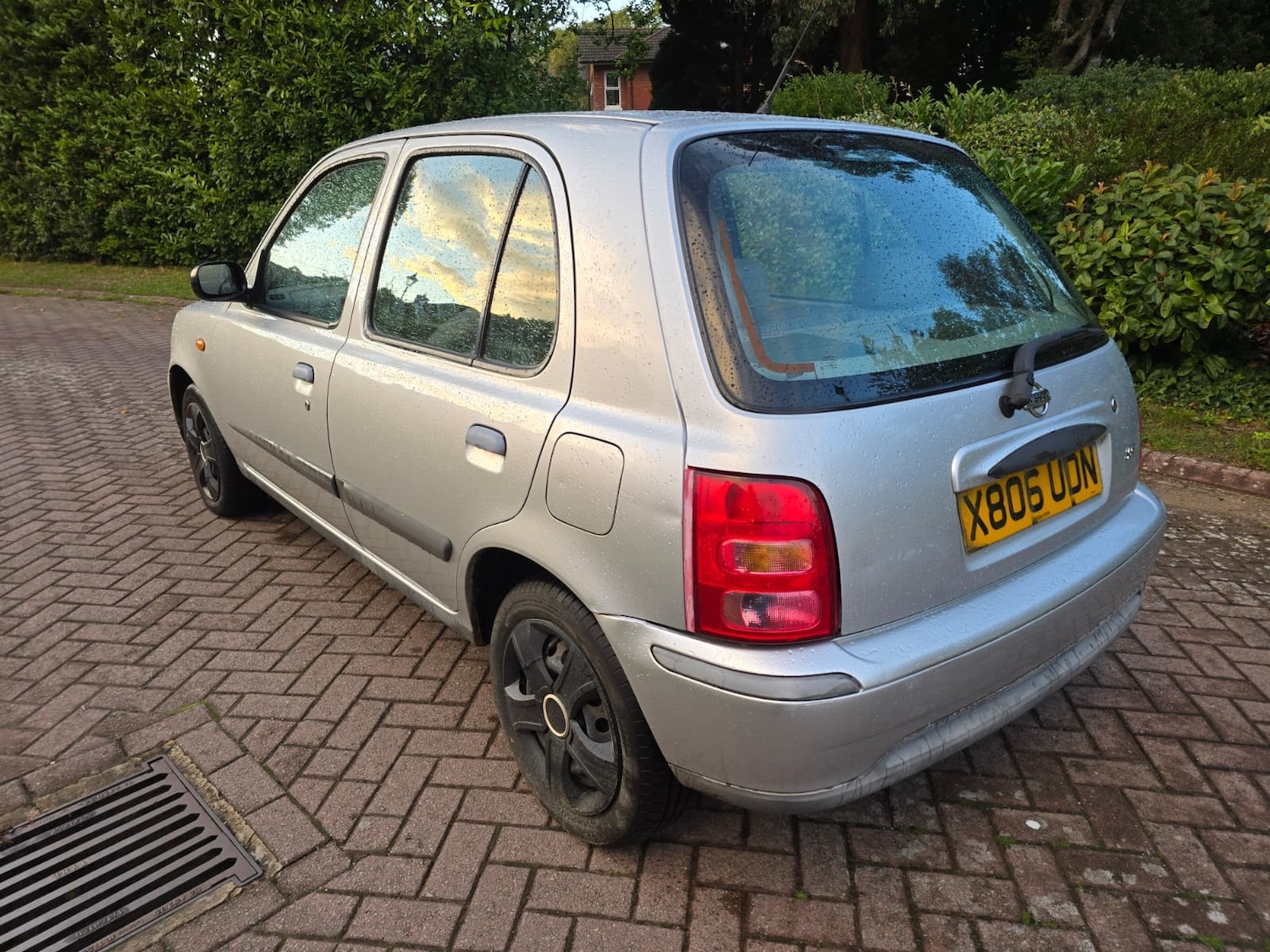 Used Nissan Micra 2000 for sale - 76035519: Photo 2